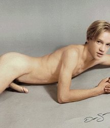Hot Idols: Devon Sawa 5ded9b211de92.jpg
