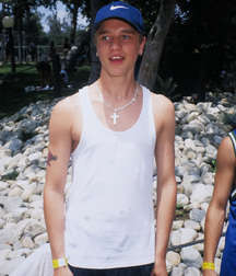 Hot Idols: Devon Sawa 5ded9bb79fc30.jpg