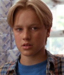 Hot Idols: Devon Sawa 5ded9c5f3308b.jpg