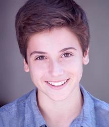 Hot Idols: Teo Halm 5df859e0dfde0.jpg