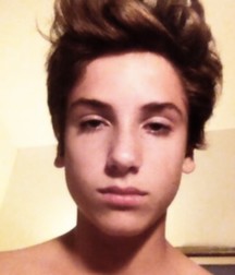 Hot Idols: Teo Halm 5df85a300e66e.jpg