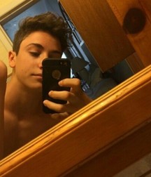 Hot Idols: Teo Halm 5df85a50cb6a9.jpg