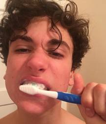Hot Idols: Teo Halm 5df85a8c77ab2.jpg