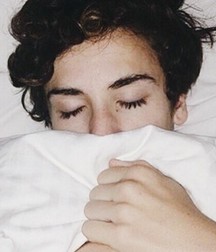 Hot Idols: Teo Halm 5df85aa726f9f.jpg