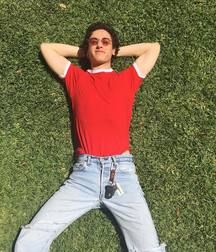 Hot Idols: Teo Halm 5df85aed1b9e6.jpg
