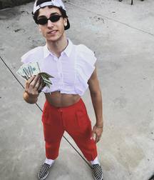 Hot Idols: Teo Halm 5df85aff4d600.jpg