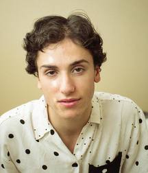 Hot Idols: Teo Halm 5df85b0c1d249.jpg