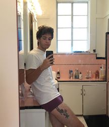 Hot Idols: Teo Halm 5df85b48653db.jpg