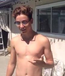 Hot Idols: Teo Halm 5df85b6bbda6a.jpg