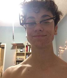 Hot Idols: Teo Halm 5df85b6ddee5f.jpg