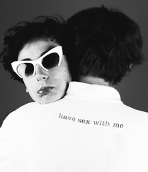 Hot Idols: Teo Halm 5df85b78619e1.jpg