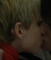 Hot Idols: Mitch Hewer 5df85ce3b73b3.jpg