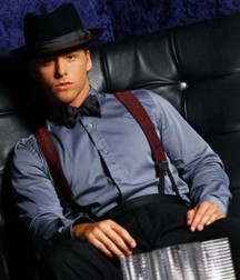 Hot Idols: Mitch Hewer 5df85d9bcffd9.jpg