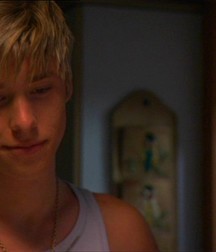 Hot Idols: Mitch Hewer 5df85de28bffb.jpg