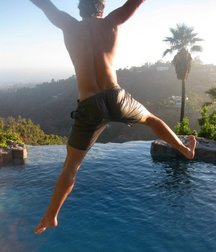 Hot Idols: Mitch Hewer 5df85e0059b1a.jpg