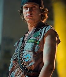 Hot Idols: Logan Miller 5df860f992e51.jpg