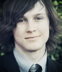Hot Idols: Logan Miller 5df8619bc8801.jpg