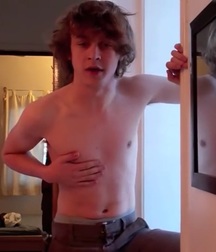 Hot Idols: Logan Miller 5df861d0cbc6d.jpg