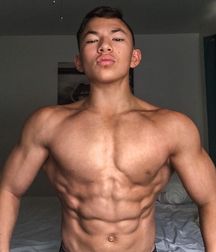 Hot Idols: Tristyn Lee