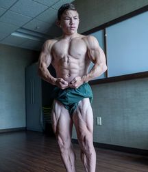 Hot Idols: Tristyn Lee 5dfd6ec5b31a8.jpg