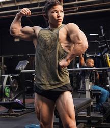 Hot Idols: Tristyn Lee 5dfd6f2f81b01.jpg