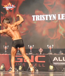 Hot Idols: Tristyn Lee 5dfd6f62e57ec.jpg