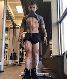 Hot Idols: Tristyn Lee 5dfd6f8426c83.jpg