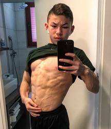 Hot Idols: Tristyn Lee 5dfd6fa91cb35.jpg