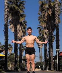 Hot Idols: Tristyn Lee 5dfd6fae75dbf.jpg