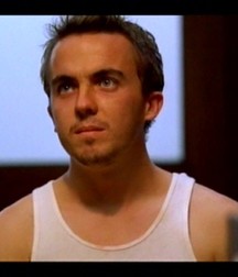 Hot Idols: Frankie Muniz 5e0118a1188d3.jpg