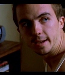 Hot Idols: Frankie Muniz 5e0118bab0179.jpg