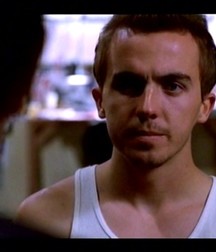 Hot Idols: Frankie Muniz 5e0118bfc3c88.jpg