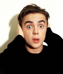 Hot Idols: Frankie Muniz 5e0118cabe61b.jpg