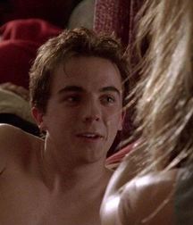 Hot Idols: Frankie Muniz 5e011911c127b.jpg