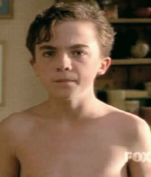 Hot Idols: Frankie Muniz 5e0119c196fc7.jpg