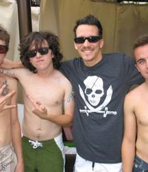 Hot Idols: Frankie Muniz 5e011a467dbb8.jpg