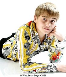 Hot Idols: Aaron Cute 5e02a42bdb836.jpeg