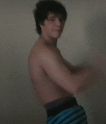 Hot Idols: Julián Serrano 5e02dbc415cae.gif