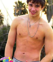 Hot Idols: Julián Serrano 5e02dc7fb26bc.jpg