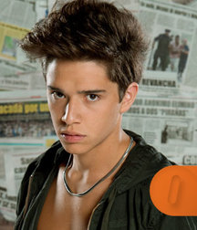 Hot Idols: Julián Serrano 5e02dc8795908.jpg