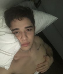 Hot Idols: Julián Serrano 5e02dcdbef89a.jpg