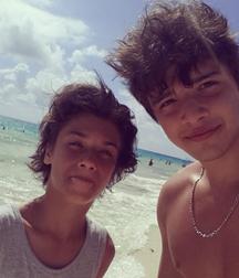 Hot Idols: Julián Serrano 5e02df577954d.jpg