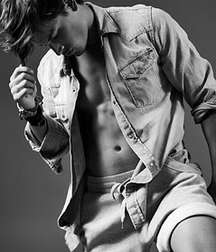 Hot Idols: Andrew M. Gray 5e07d9a8b4572.jpg