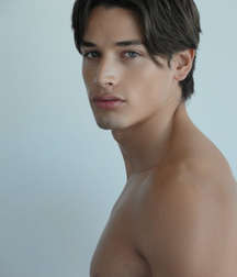 Hot Idols: Andrew M. Gray 5e07d9b4bab0a.jpg