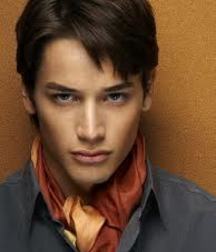 Hot Idols: Andrew M. Gray 5e07d9c9c56c7.jpg