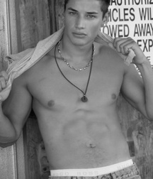 Hot Idols: Andrew M. Gray 5e07d9dc5de6f.jpg