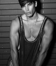 Hot Idols: Andrew M. Gray 5e07da0270435.jpg