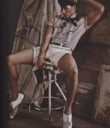 Hot Idols: Andrew M. Gray 5e07da7eb288a.jpg