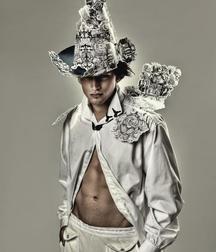 Hot Idols: Andrew M. Gray 5e07dabc0591c.jpg