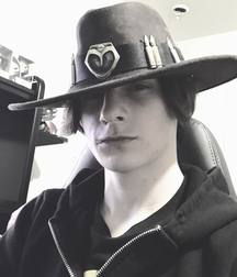 Hot Idols: Jared S. Gilmore 5e0e646e67704.jpg